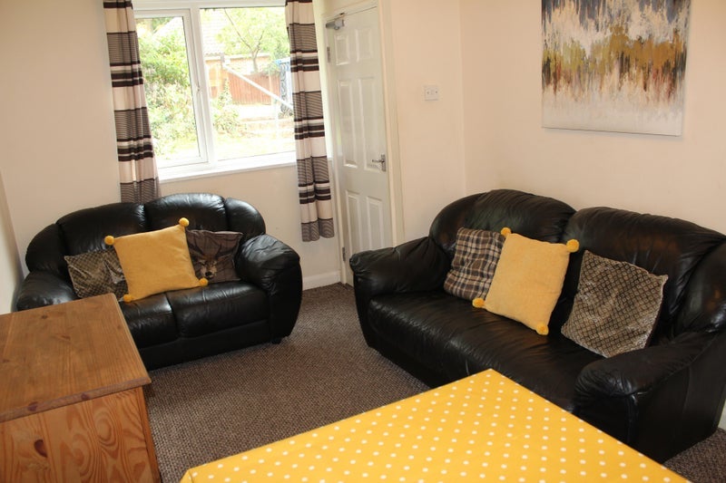 Room Taylor Road in Norwich