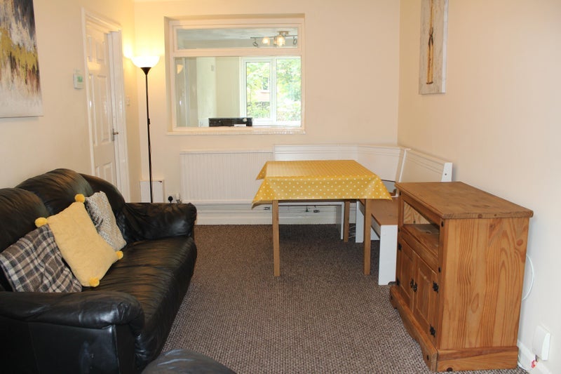 Room Taylor Road in Norwich