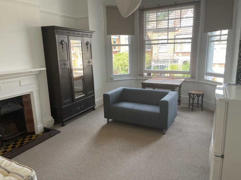 Room Southwood Avenue in Greater London