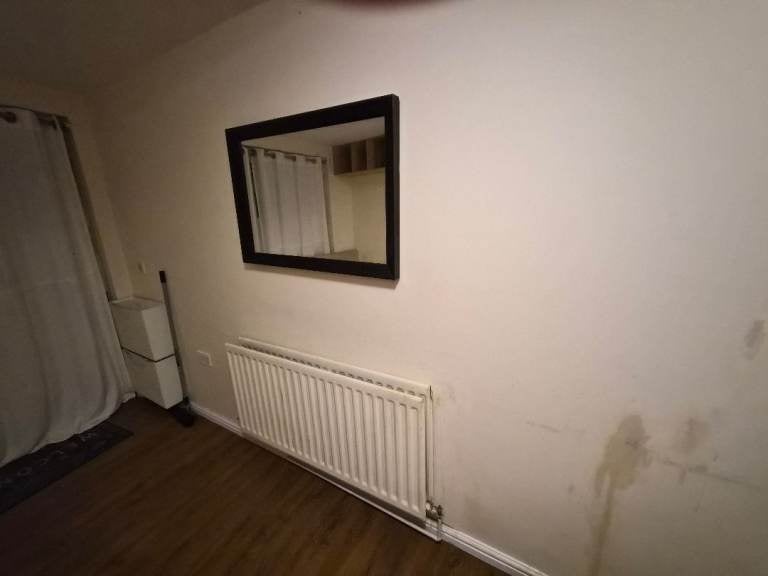 Flat Long Readings Lane in Slough