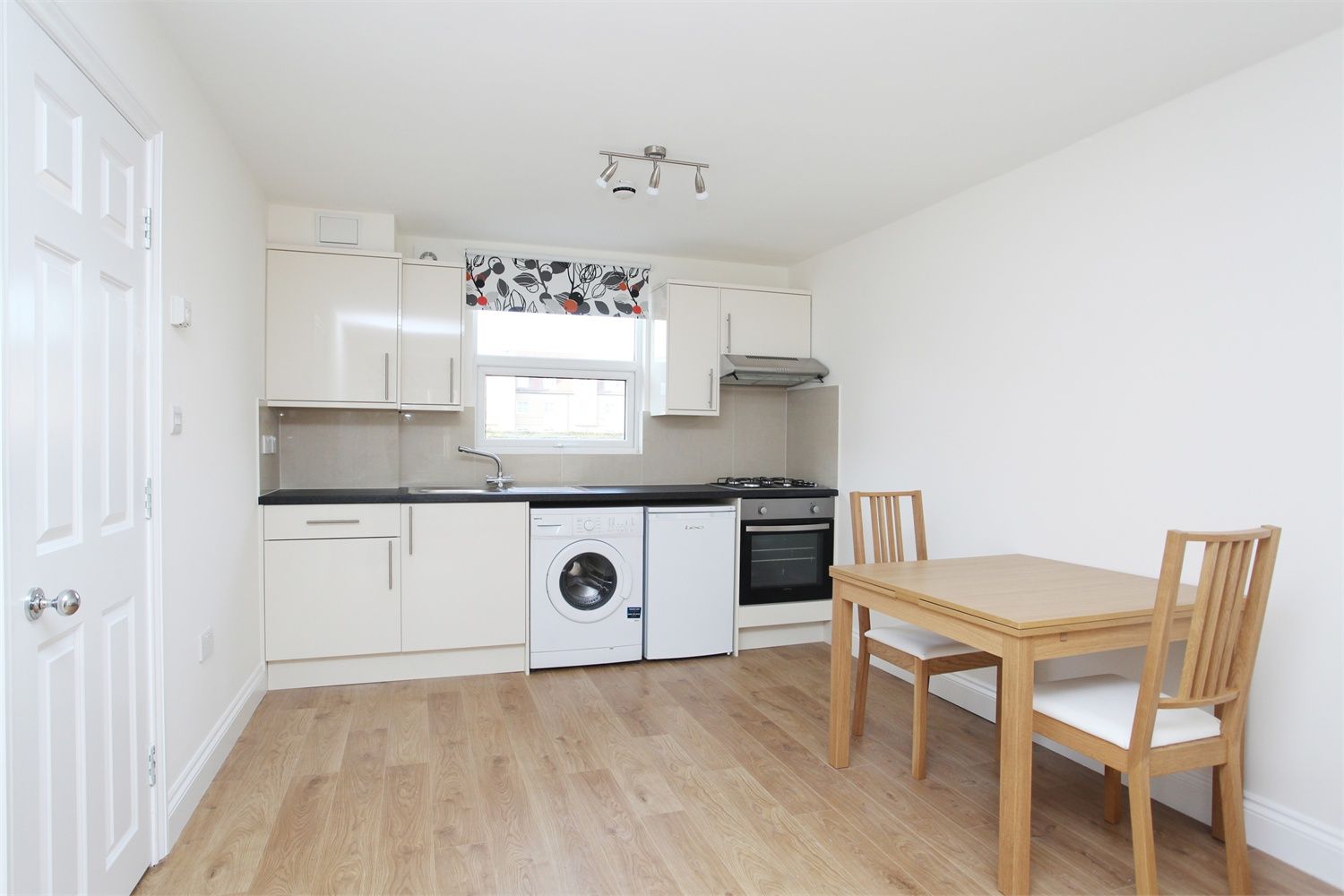 Flat Cambridge Grove in Greater London