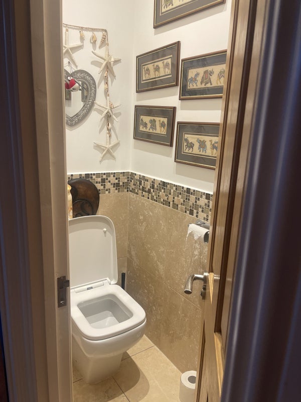 Room Shalstone Road in Greater London