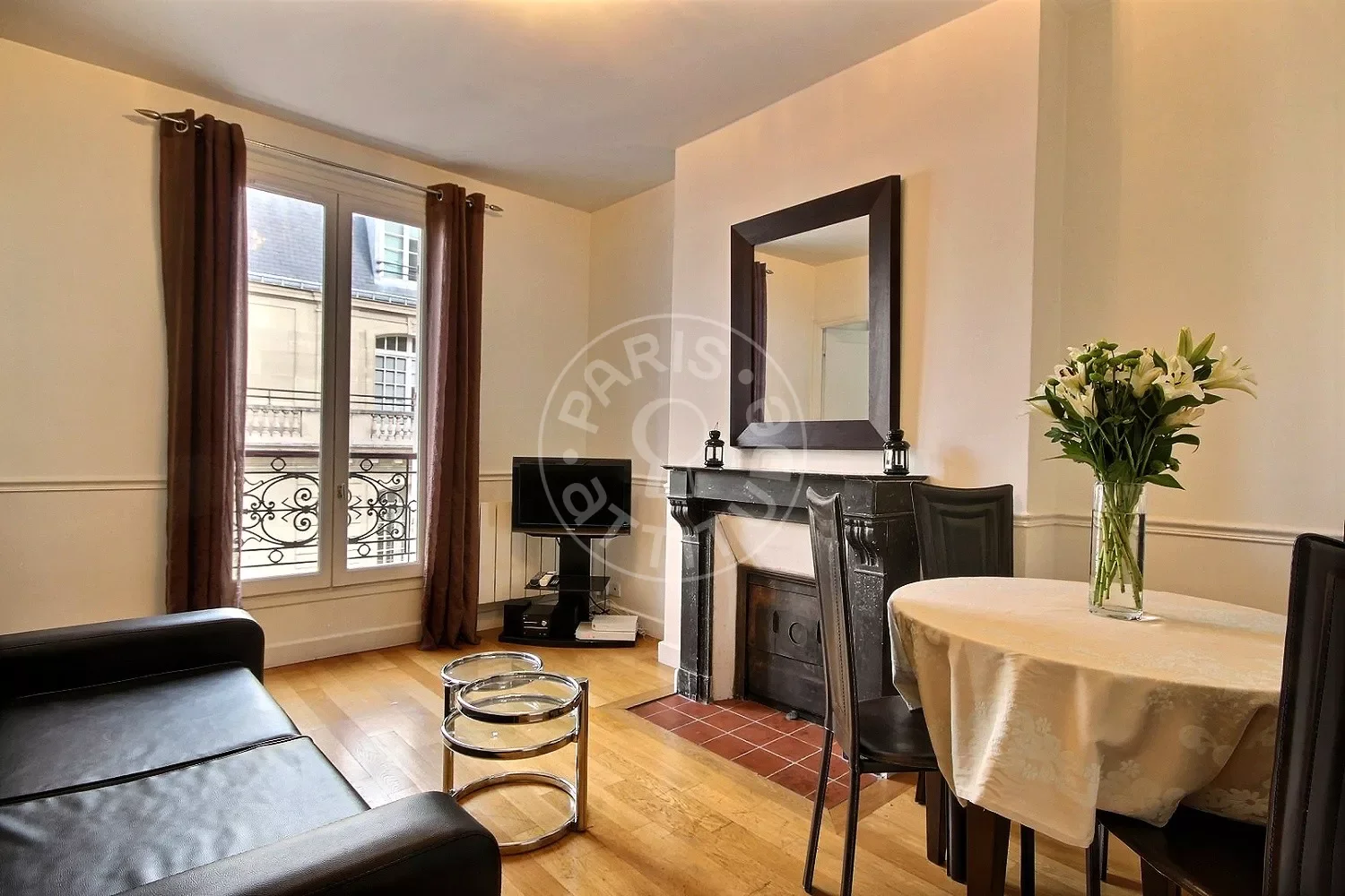 Appartement Rue de l'Amiral Hamelin à Paris