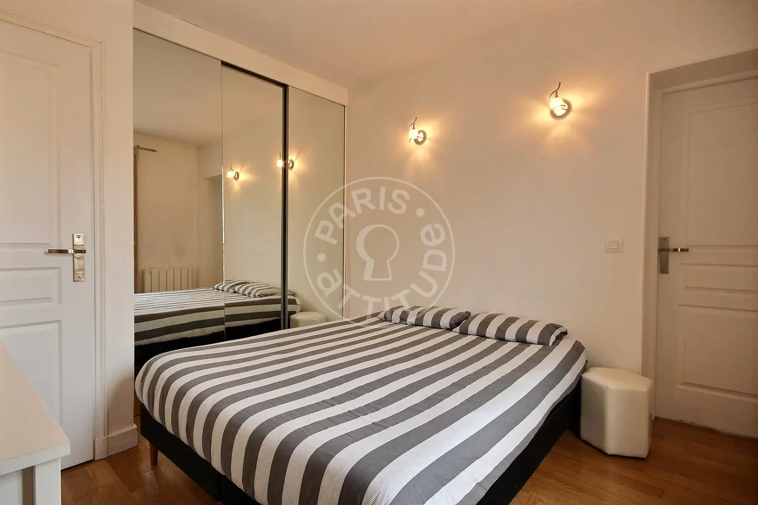 Appartement Rue de l'Amiral Hamelin à Paris