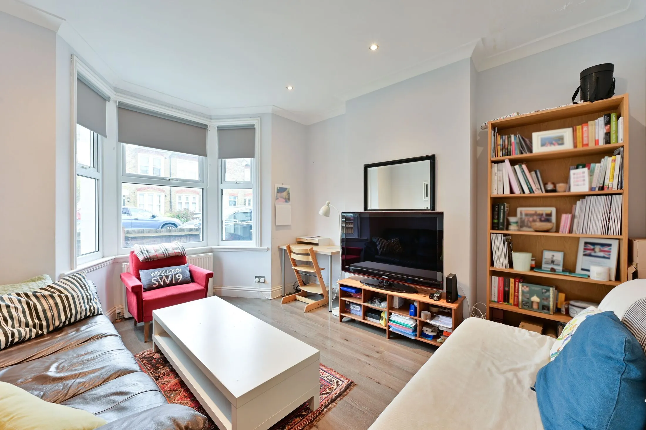 House Gladstone Road in Greater London