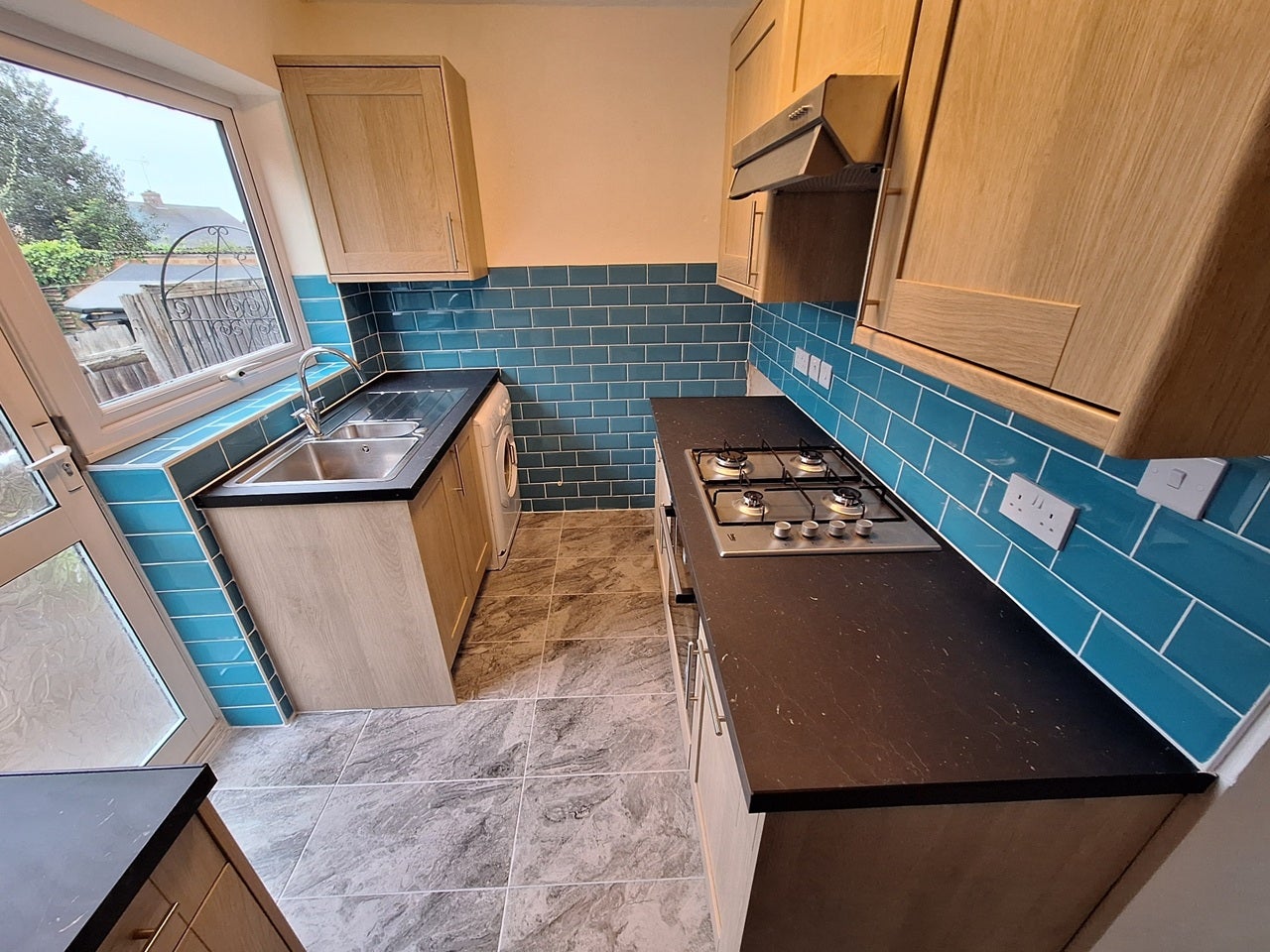Flat Brunel Road in Maidenhead