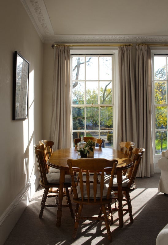 Room Tredegar Square in Greater London