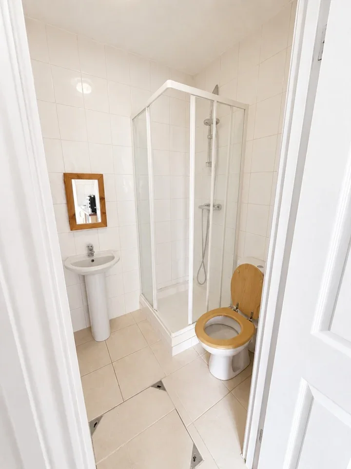Flat Lichfield Grove in Greater London