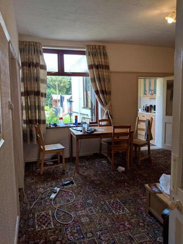 Room Northville Road in Bristol