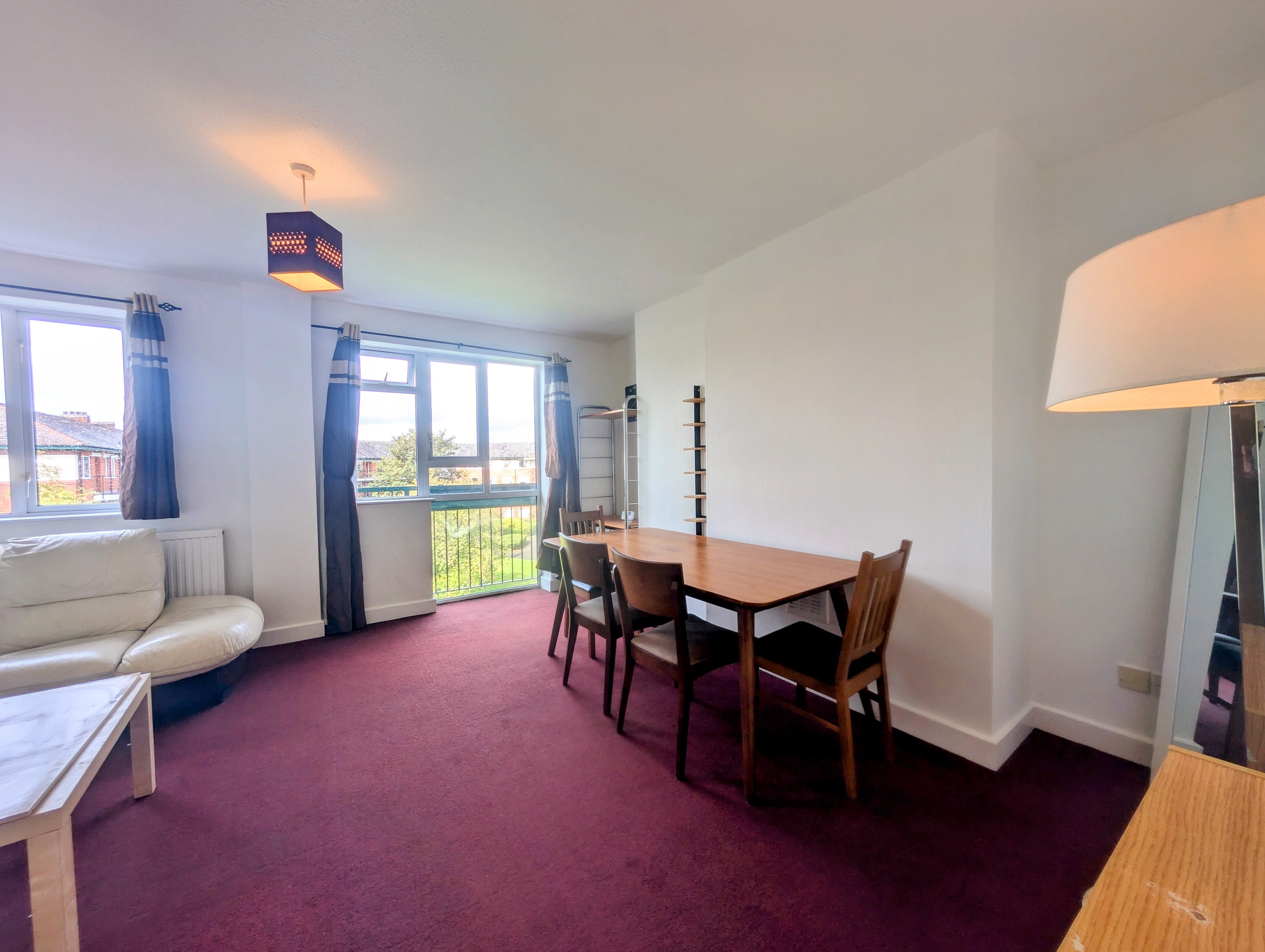 Flat Eccles New Road in Salford