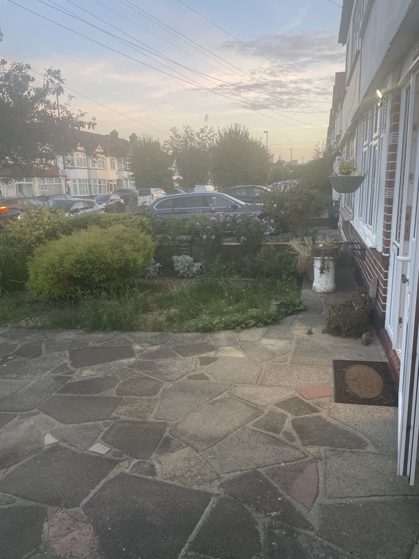 Room Davidson Road in Greater London