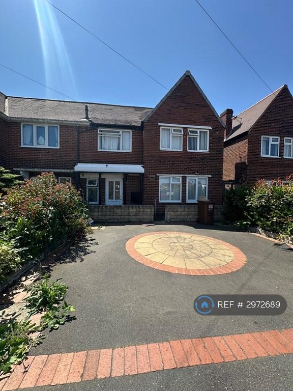 Flat Rookhill Road in Wakefield