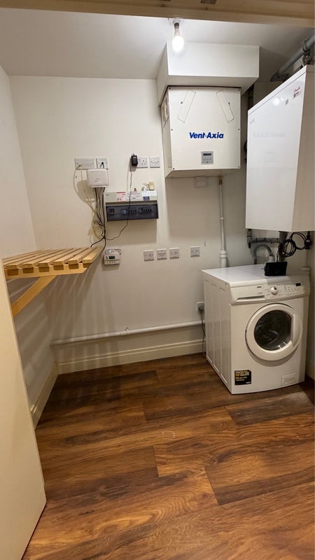 Room New Village Avenue in Greater London