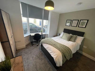 Room Easson Road in Darlington