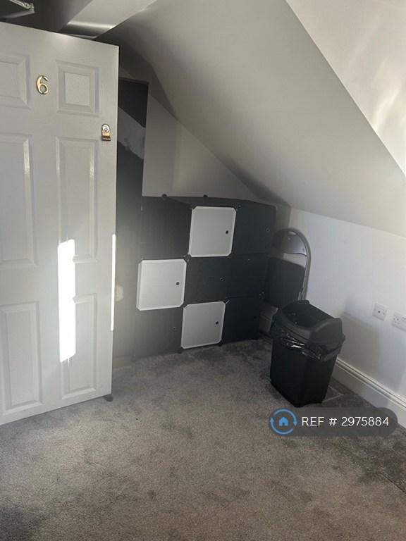 Room Water Street in Newcastle-under-Lyme