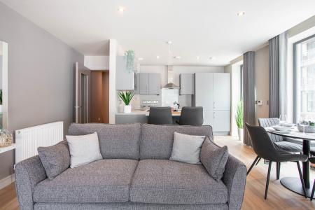Flat Cairnburn Road in Belfast