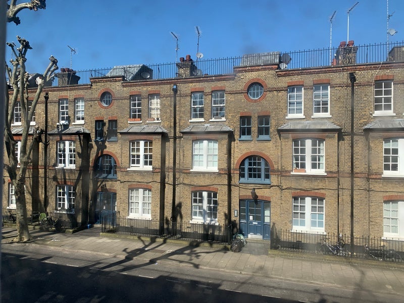 Room Haberdasher Street in Greater London