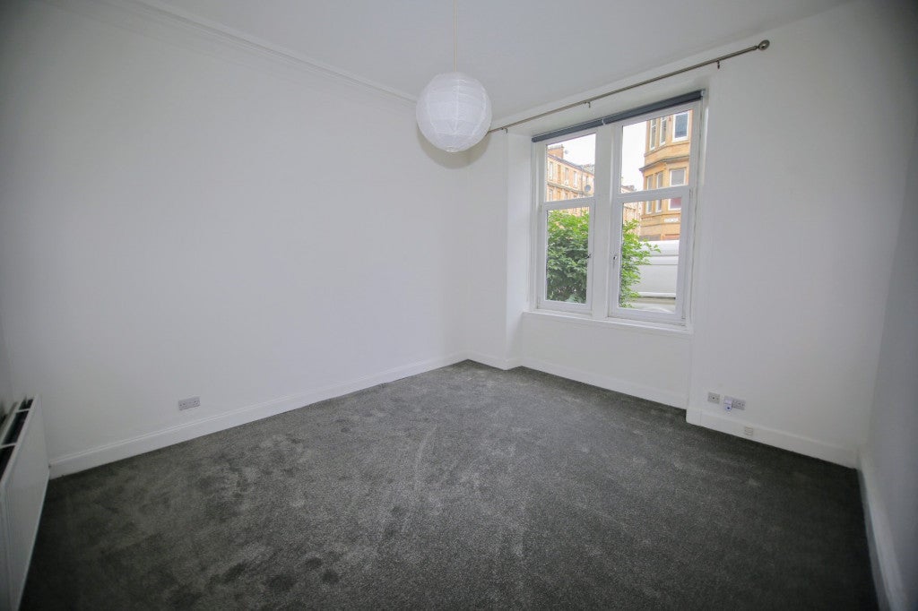 Flat Dixon Avenue in Glasgow
