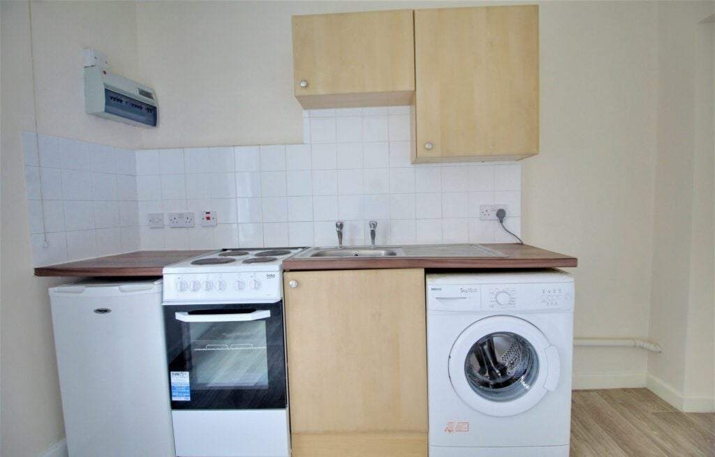Flat Lynchford Road in Rushmoor