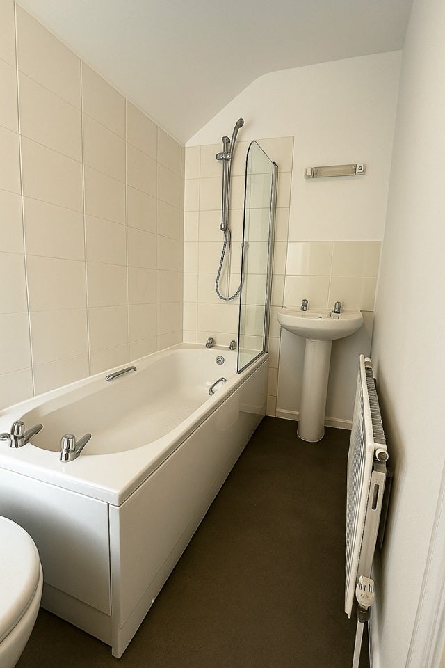 Room Dene Road in Oxford