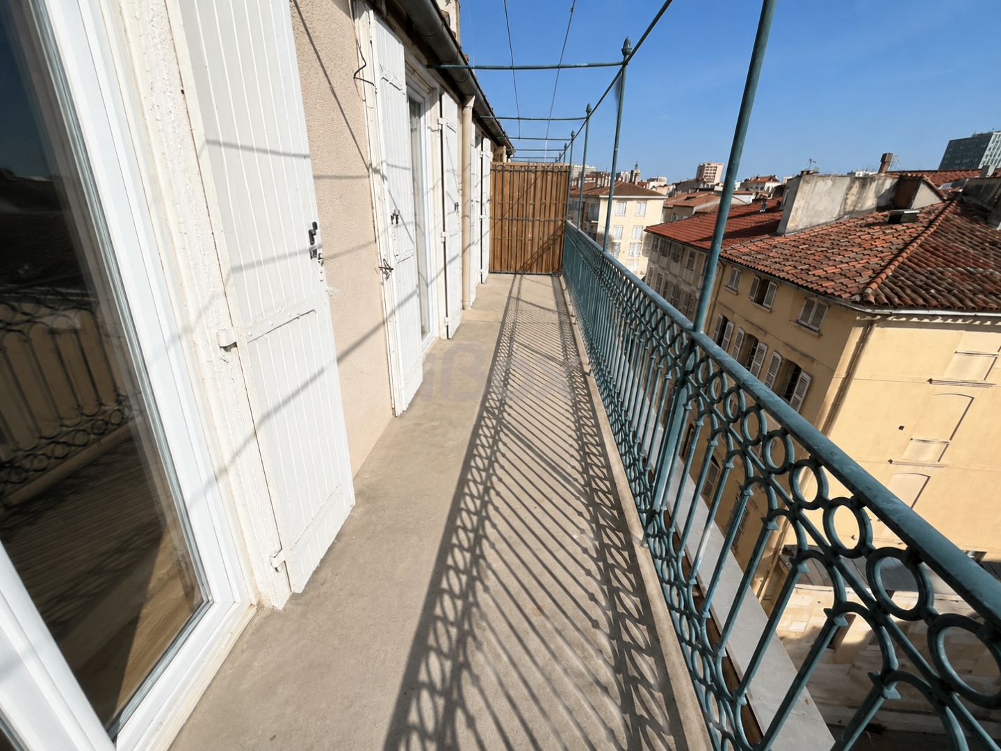 Flat Rue Louis Jourdan in Toulon