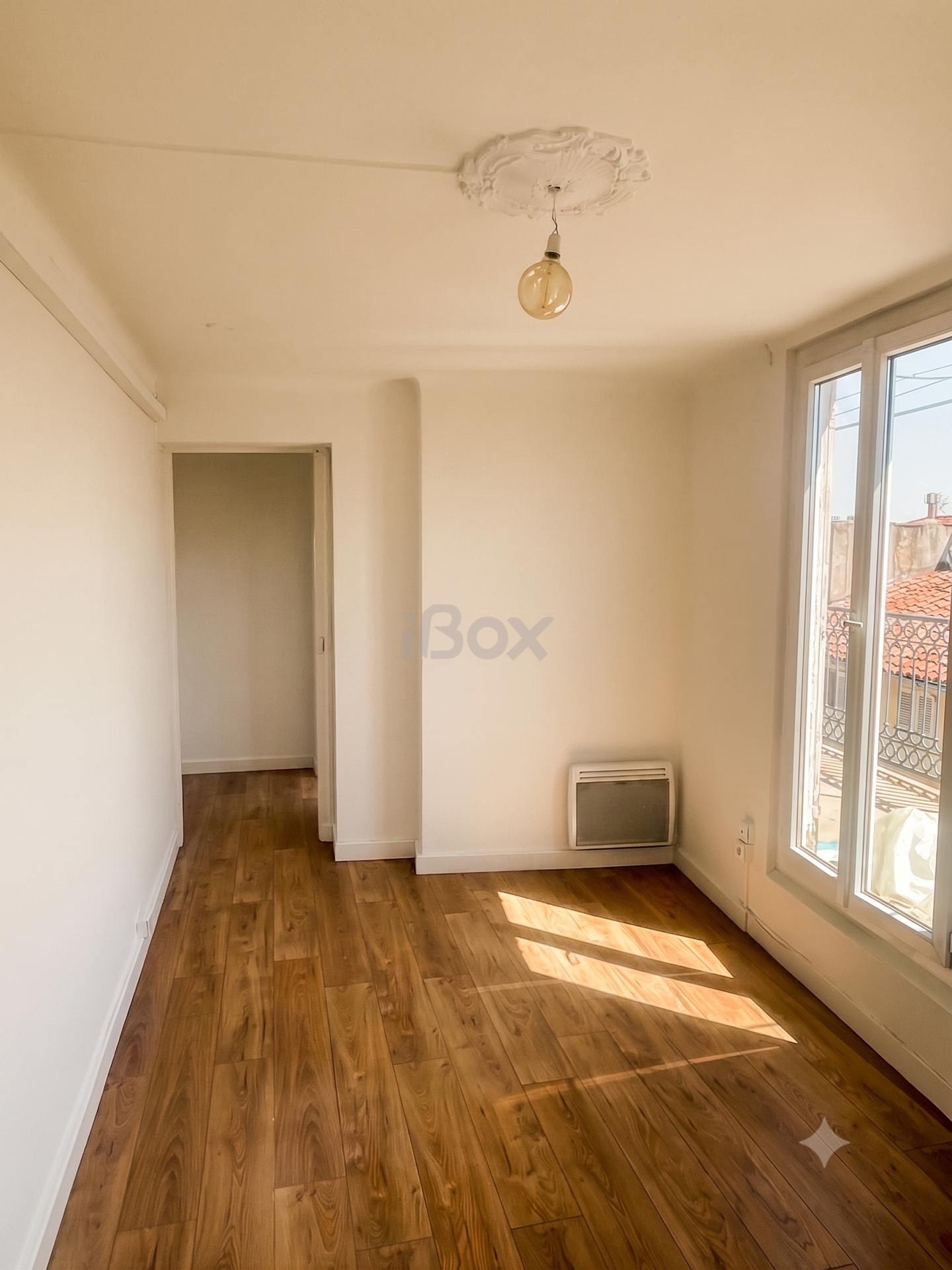 Flat Rue Louis Jourdan in Toulon