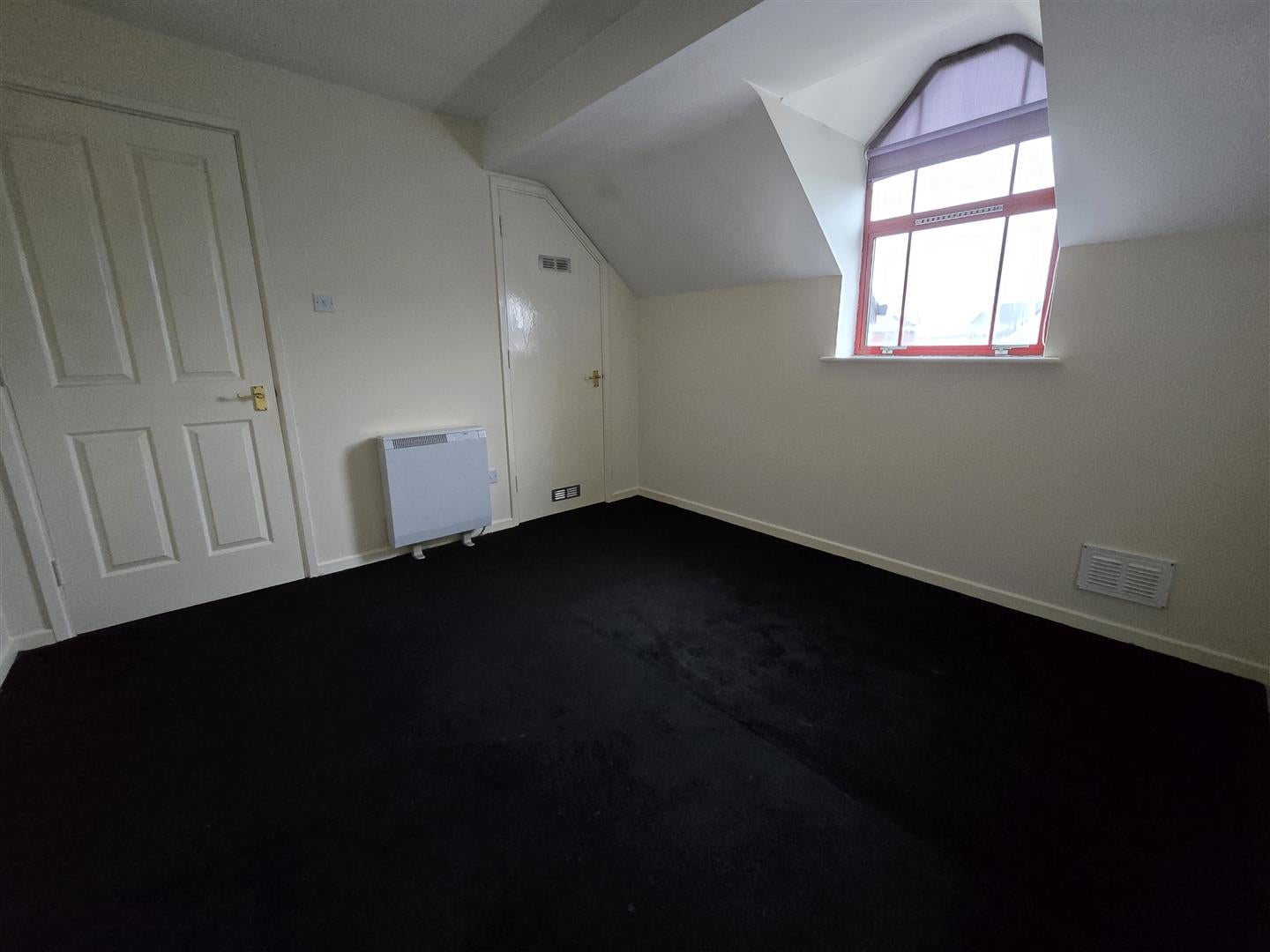 Flat Radford Avenue in Wyre Forest