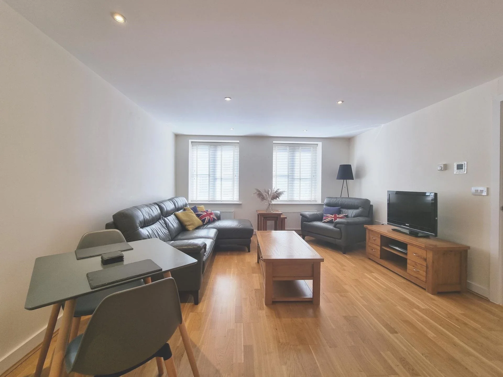 Flat Queen Street in Deal