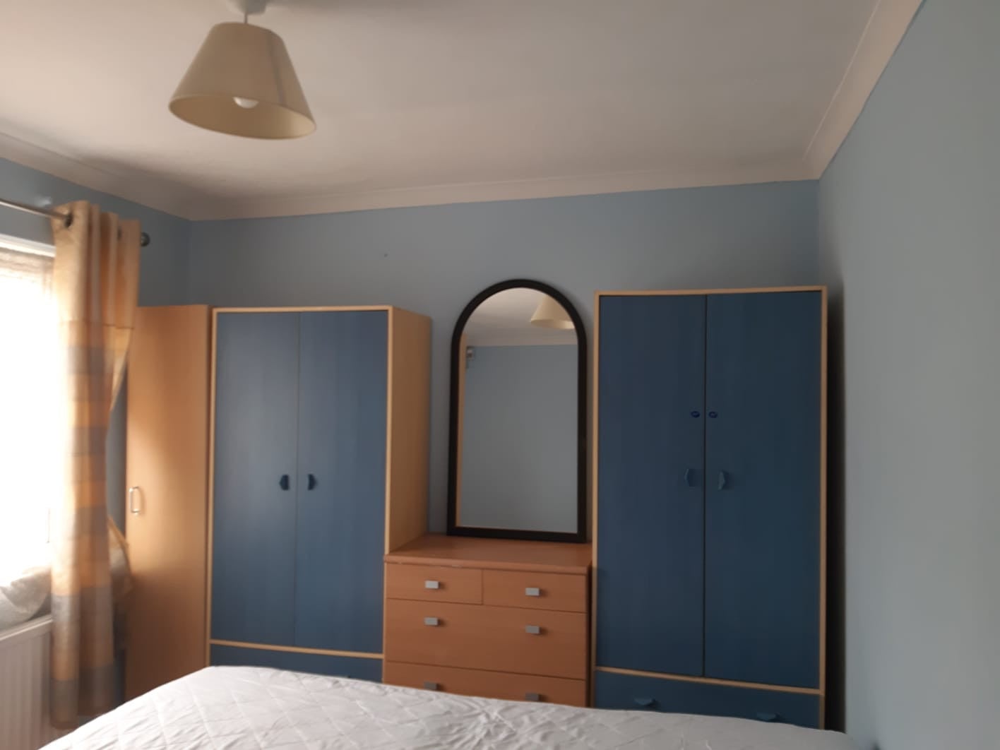 Flat Mayfair Avenue in Greater London