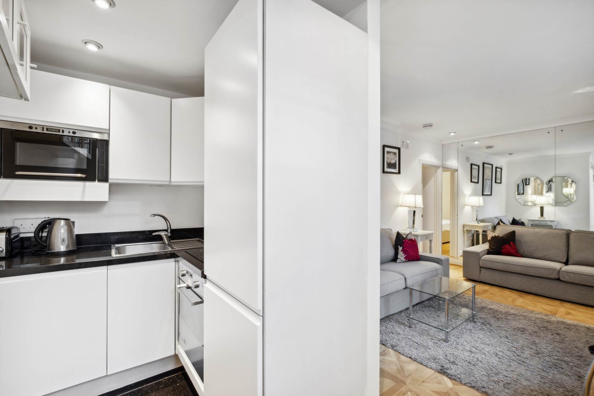 Flat Rutland Gate in City of Westminster