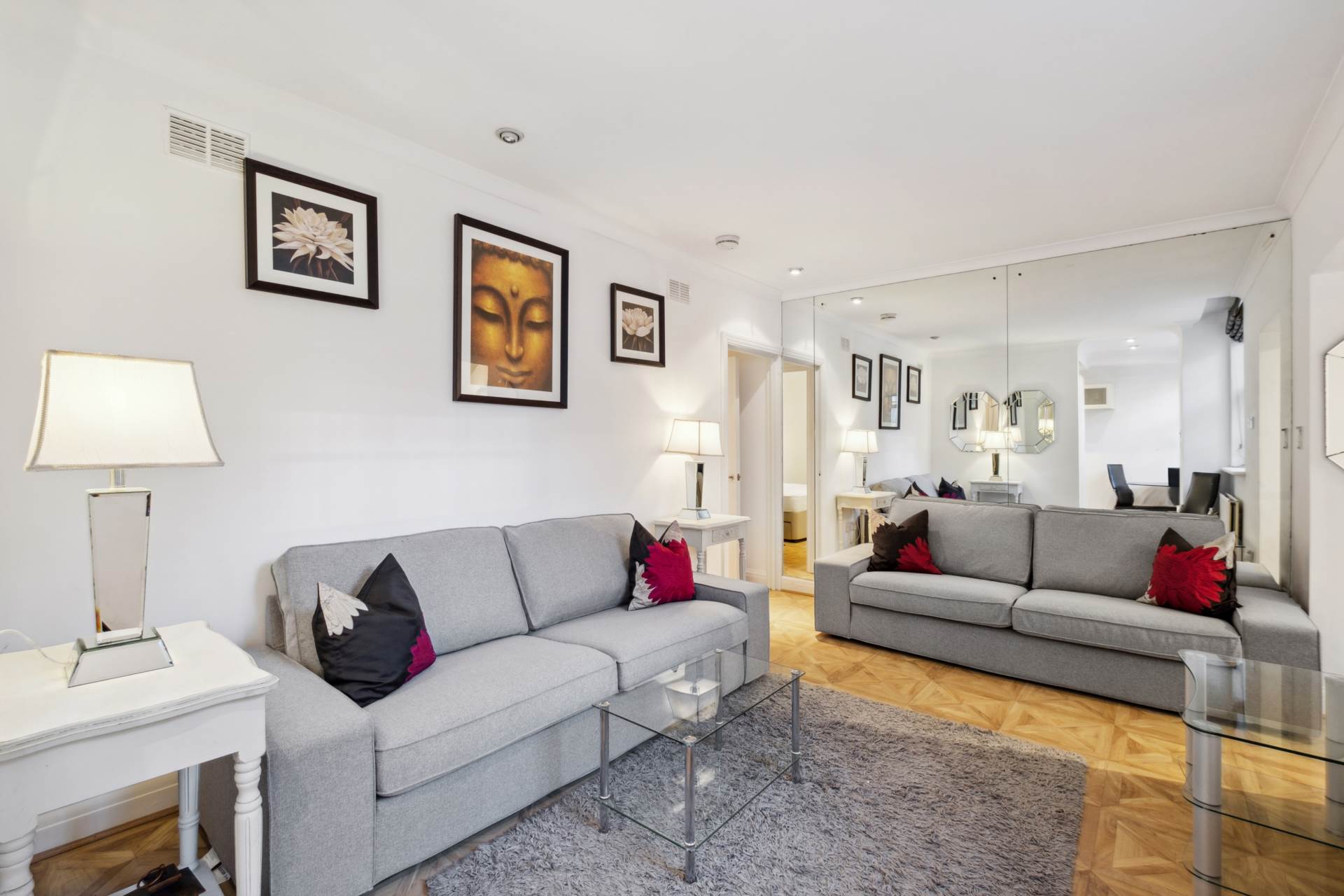 Flat Rutland Gate in City of Westminster