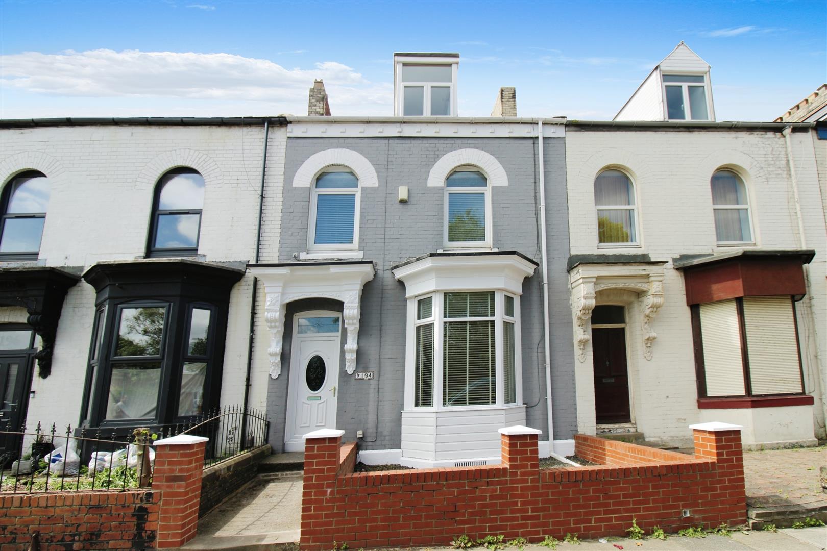 Room Westoe Road in South Tyneside