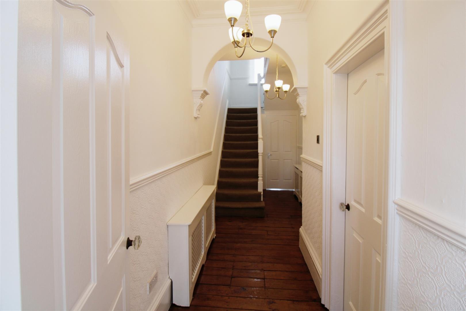 Room Westoe Road in South Tyneside