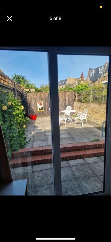 Room Bridge Gardens in Greater London