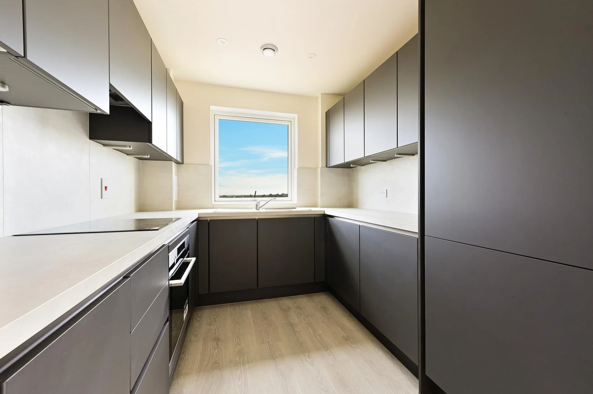 Flat Harrow View in Greater London