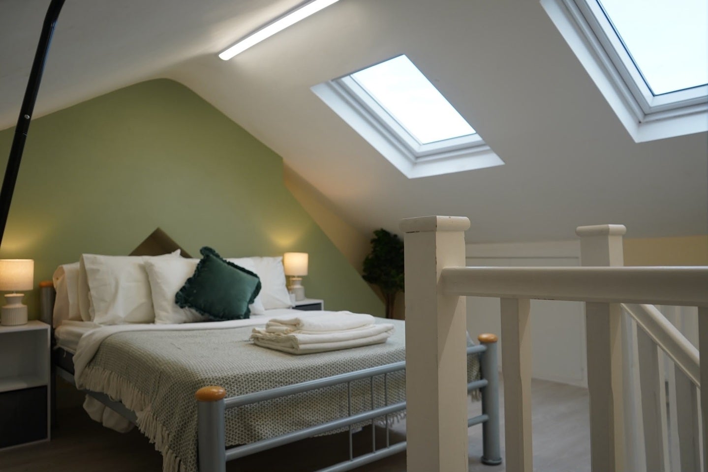 Room Third Avenue in City of Westminster