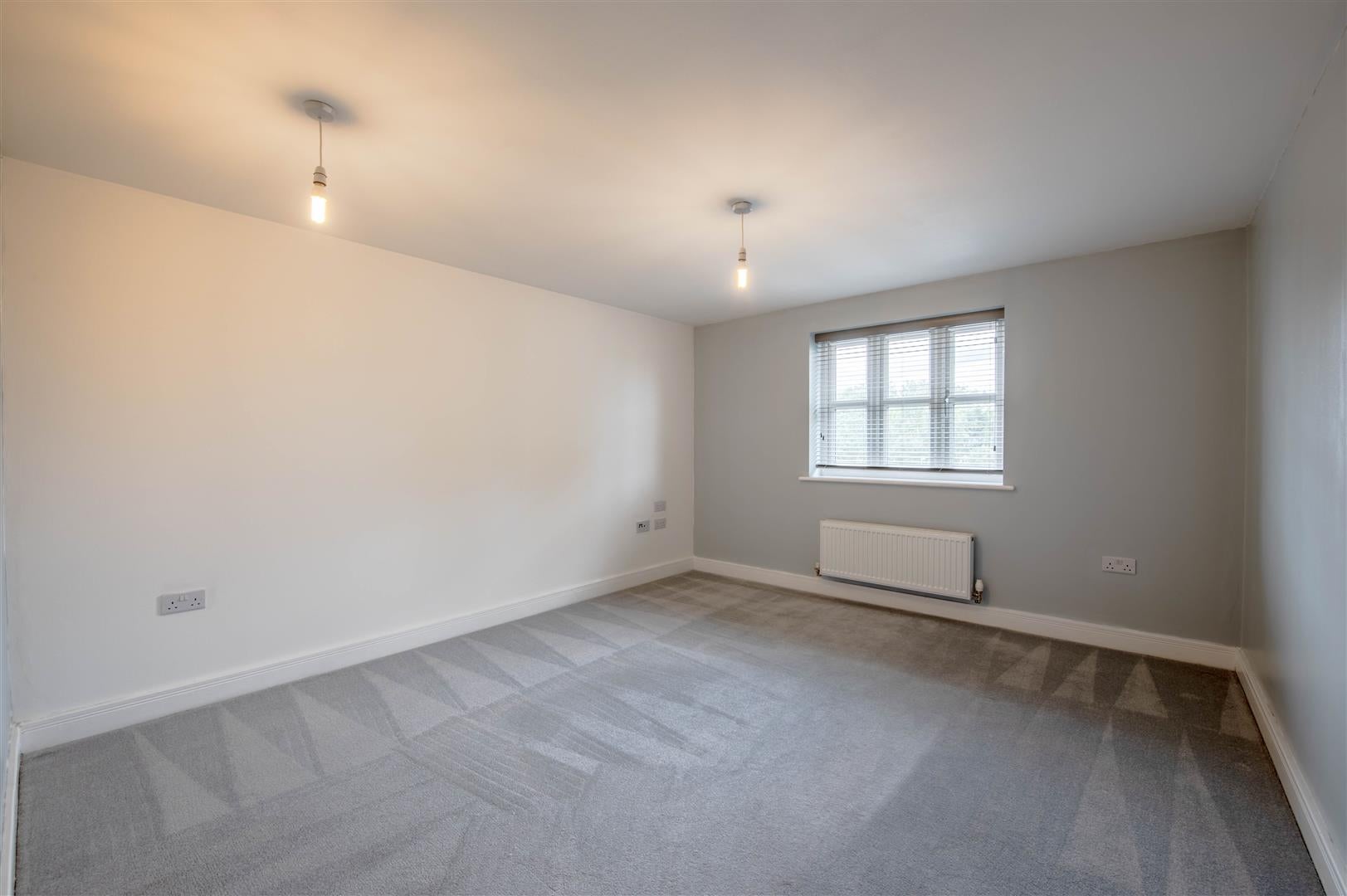 Flat Gardenfield in Higham Ferrers