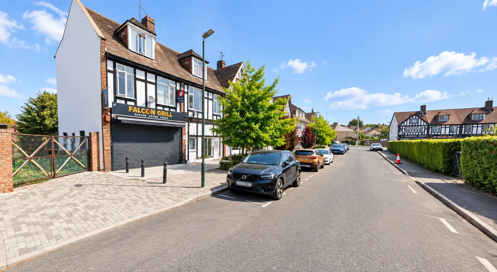 Flat Falconwood Parade in Greater London