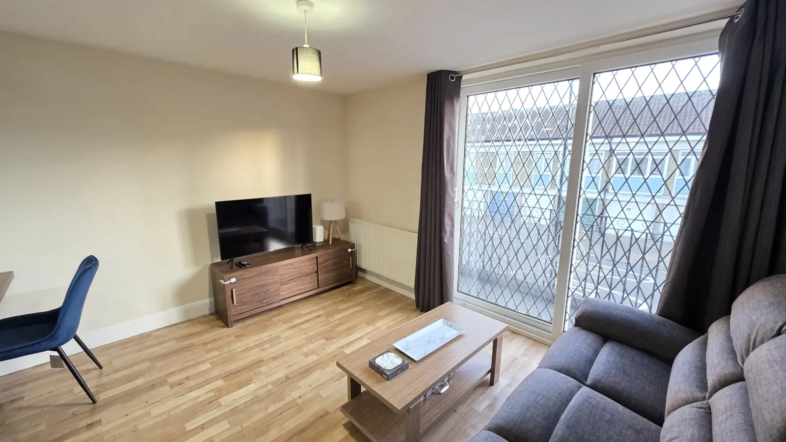 Flat Torrens Road in Greater London