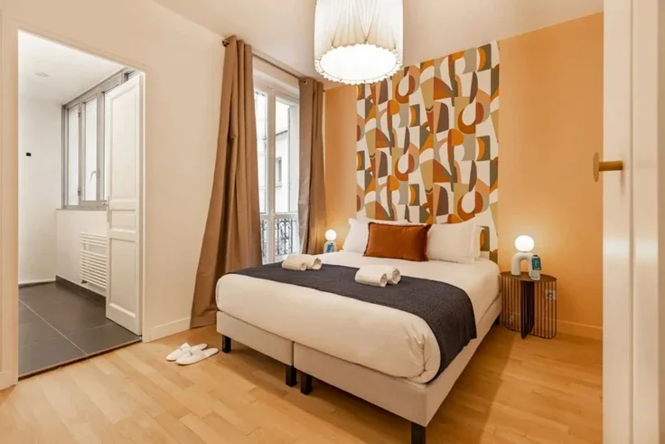 Flat Avenue de Wagram in Paris