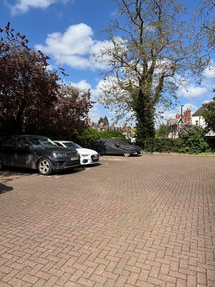 Flat Burghley Road in Peterborough