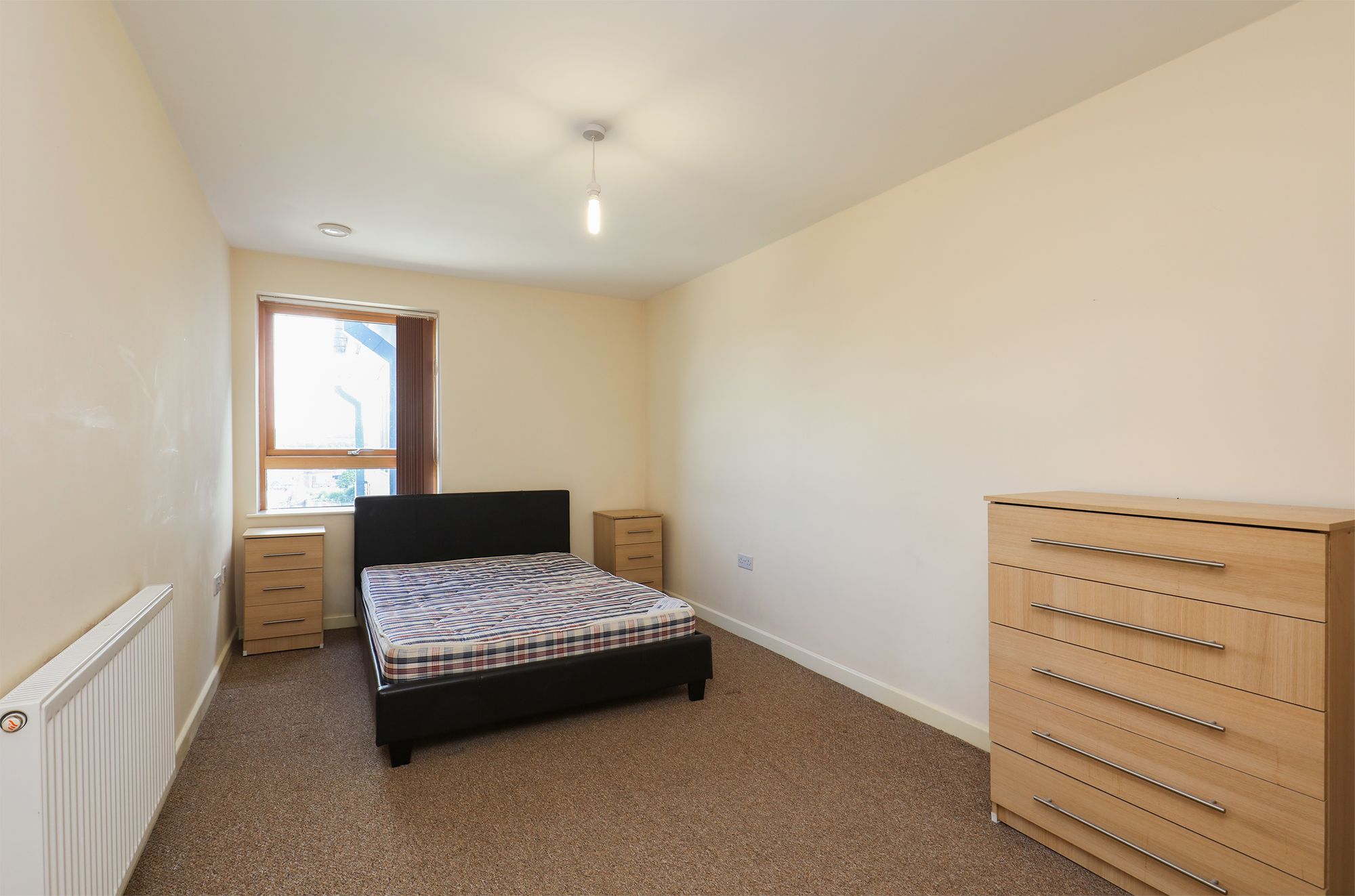 Flat Upper Allen Street in Sheffield