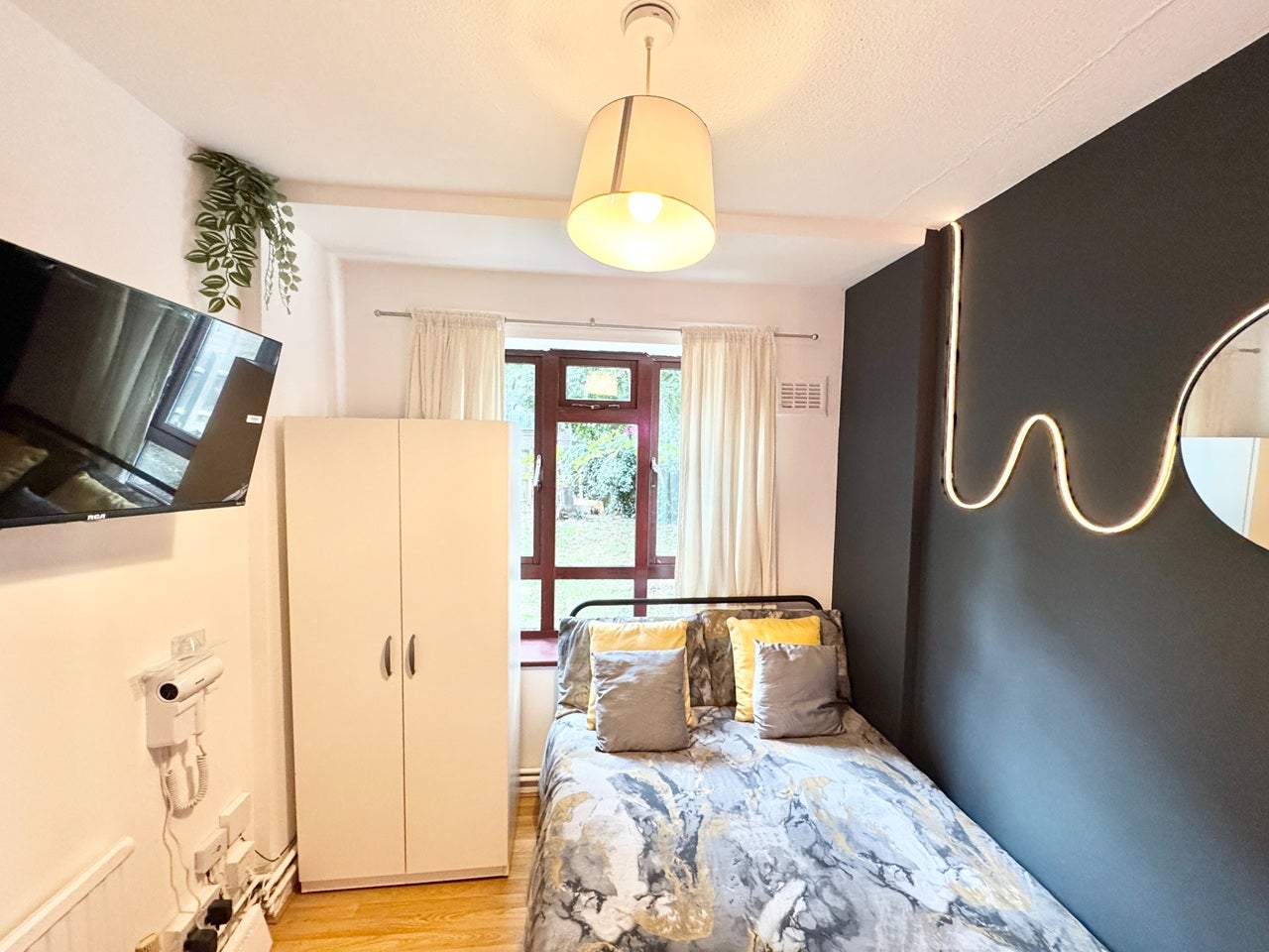 Flat Fonthill Road in Greater London