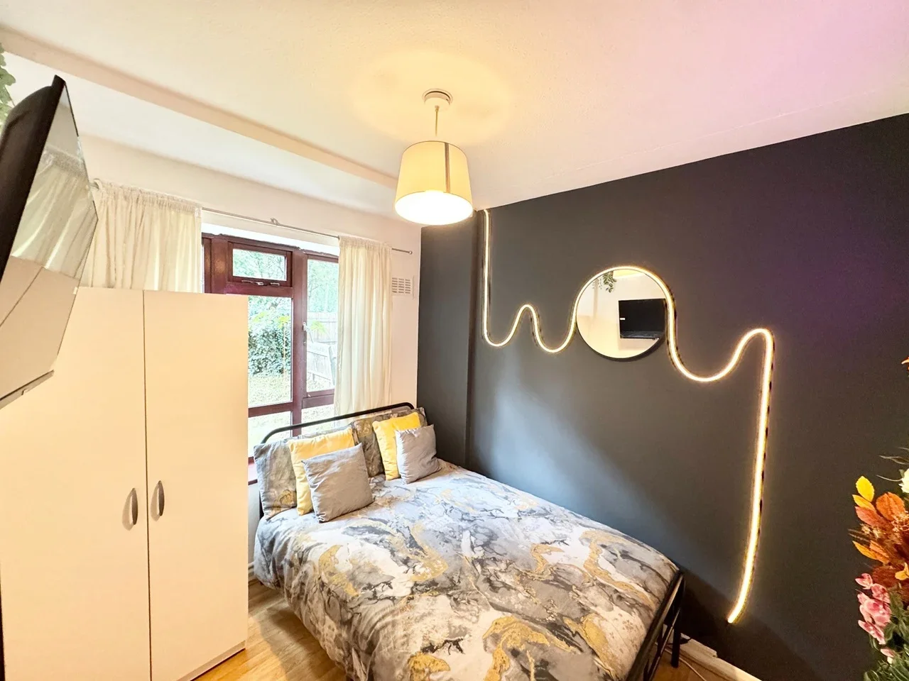 Flat Fonthill Road in Greater London