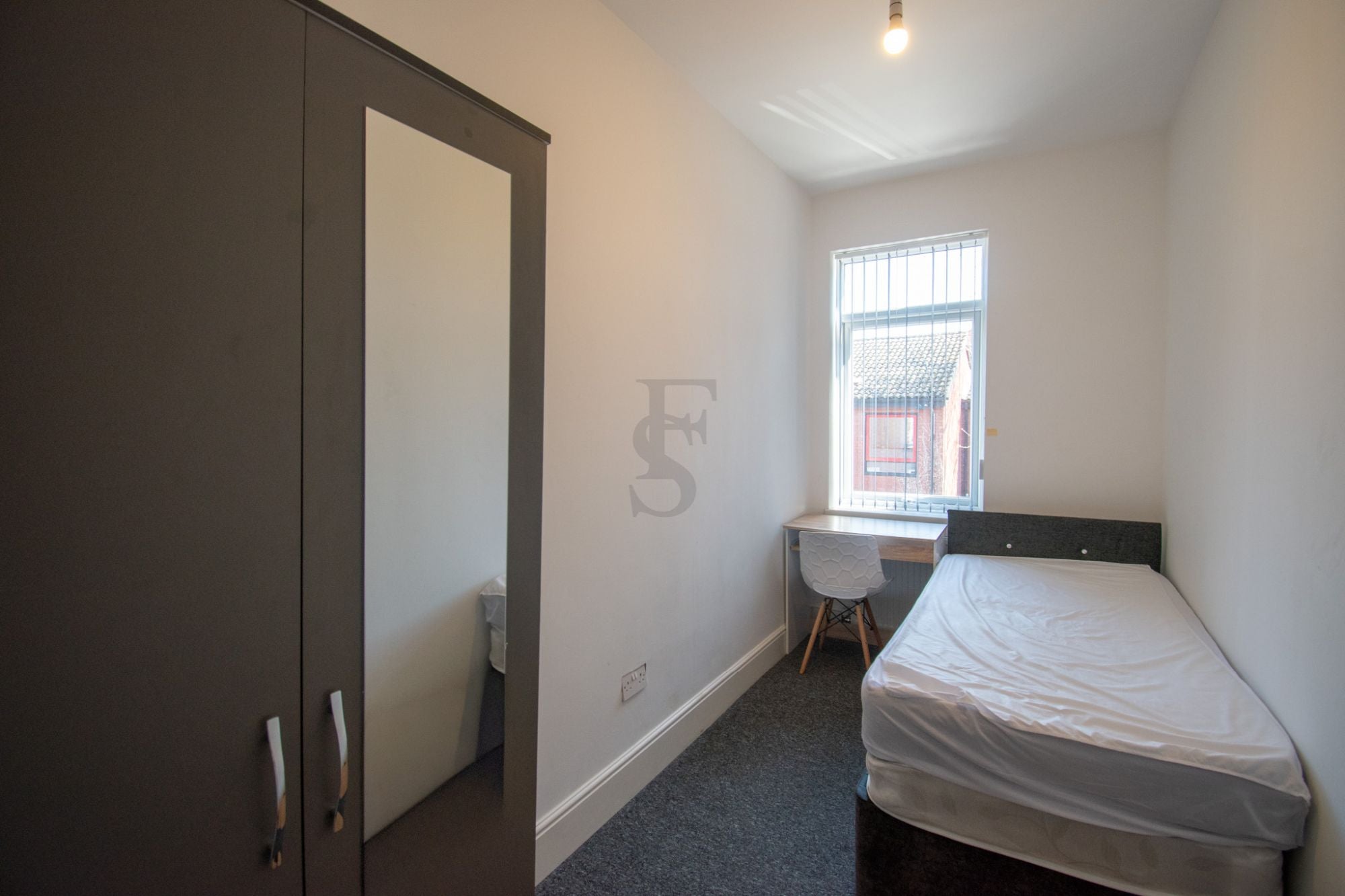 Room New Park Road in Leicester