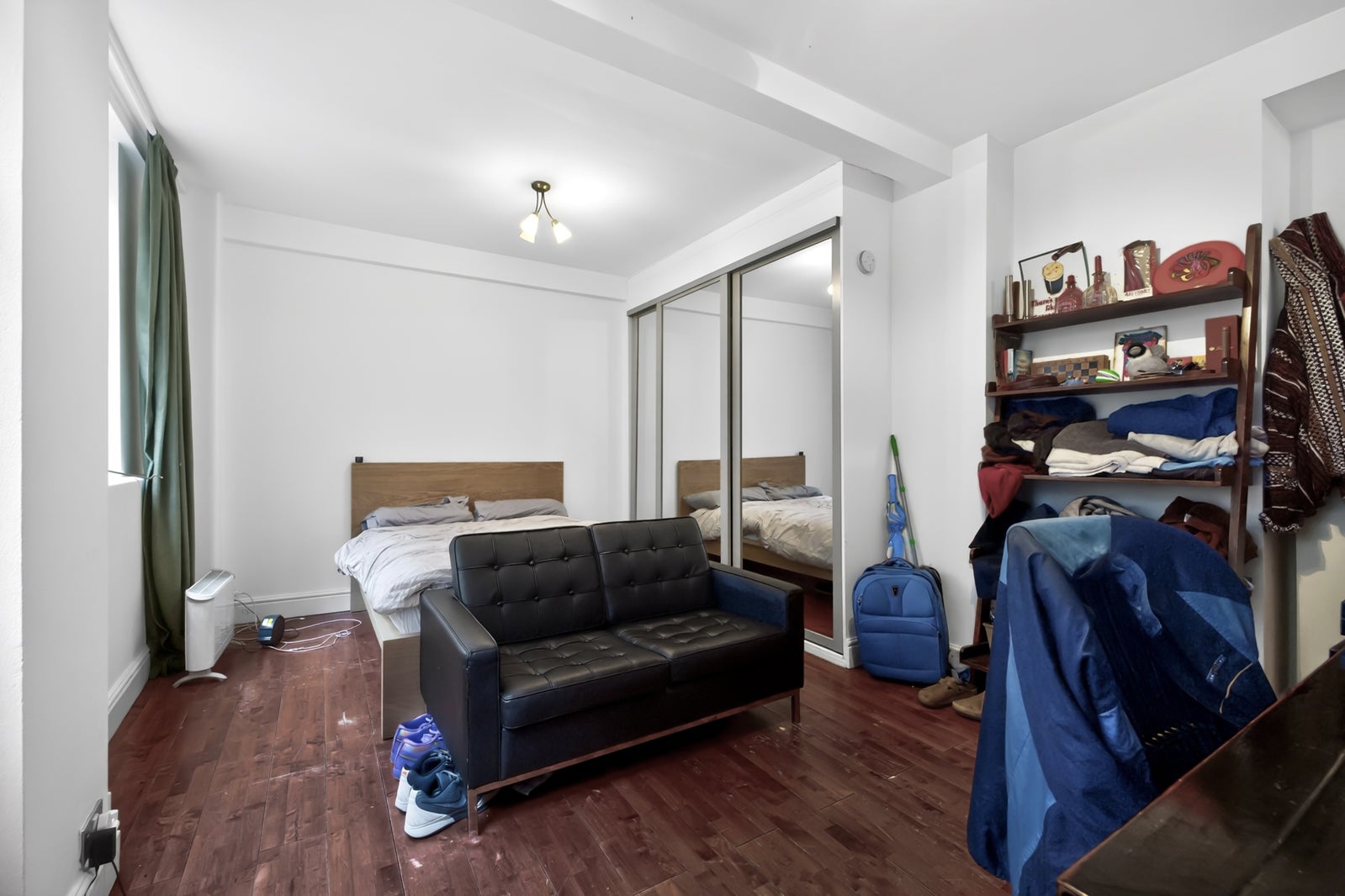 Flat Charterhouse Square in City of London