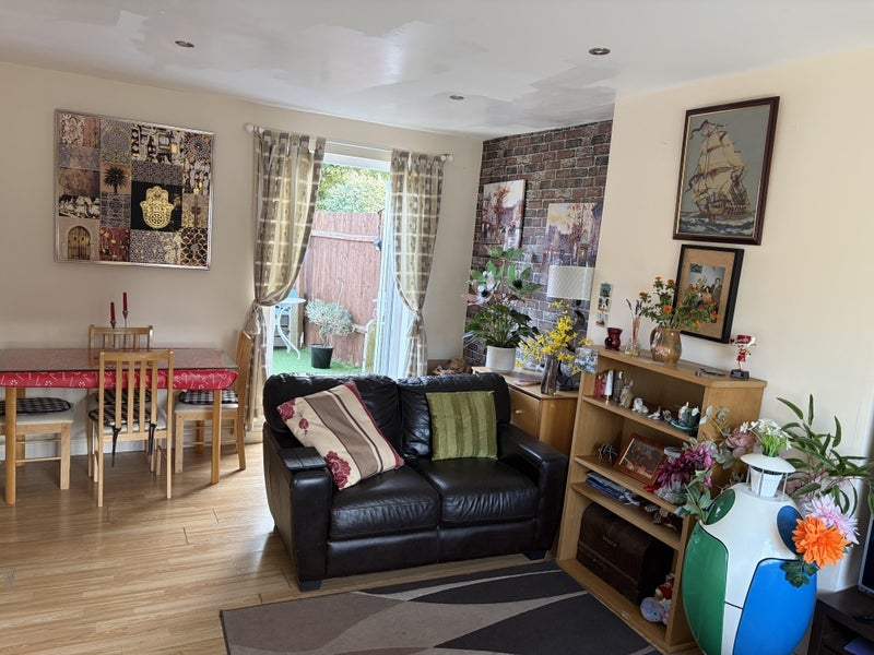 Room Rectory Road in Nottingham