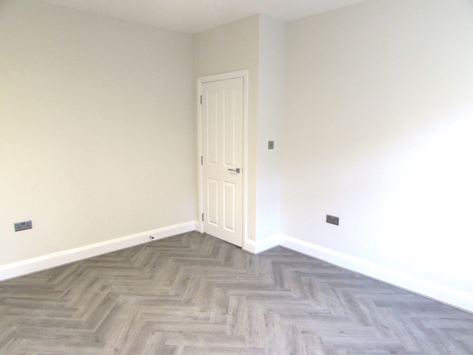 Flat Cranleigh Court Road in Yate