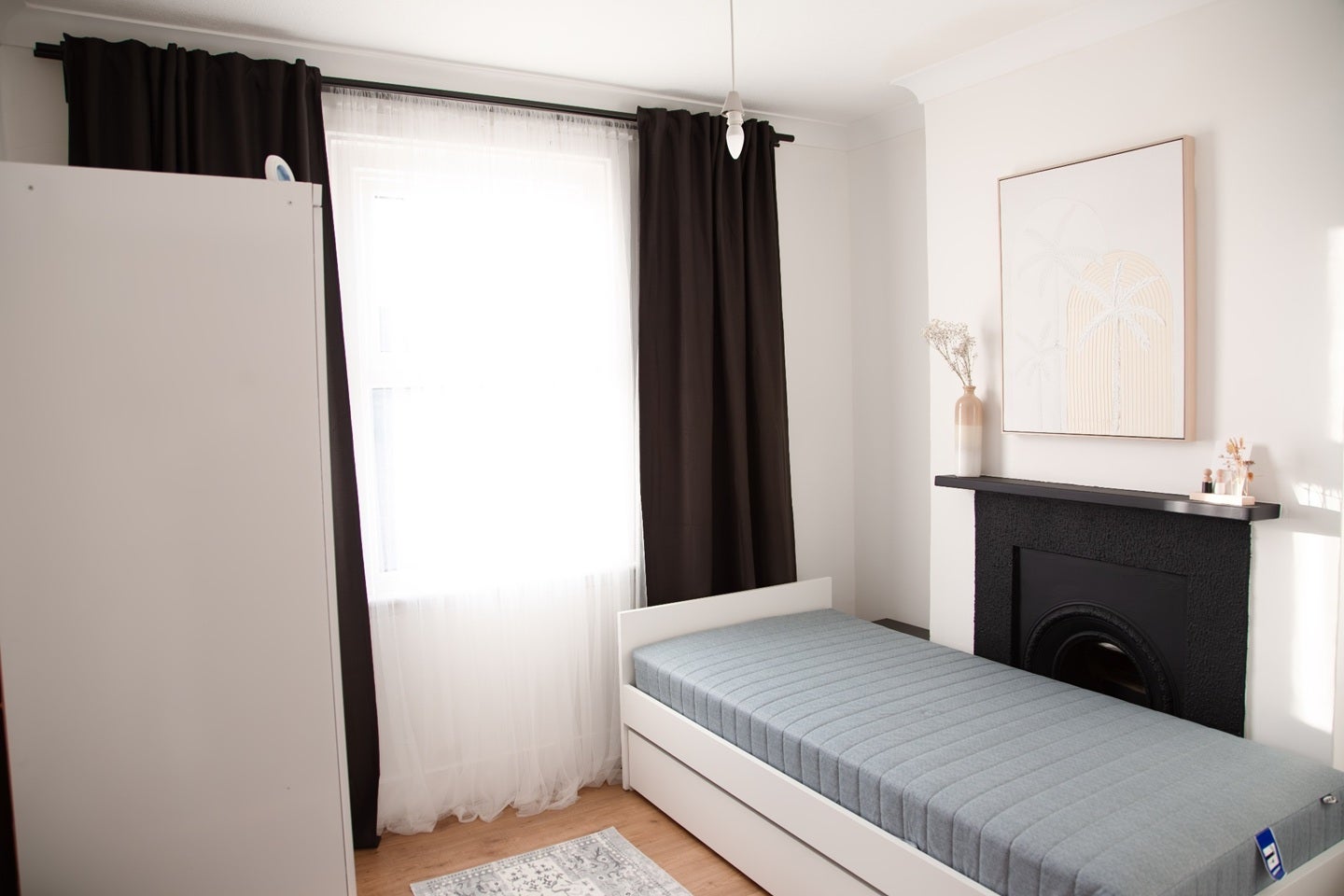 Room Albert Road in Greater London