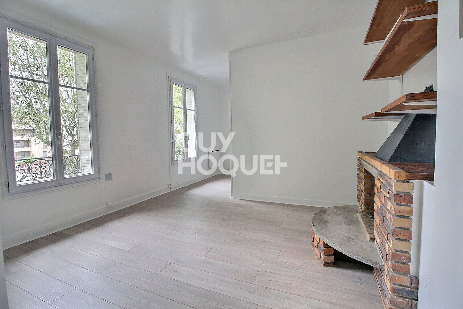 Flat Sente Castel in Chaville